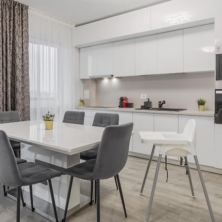 Pure Flat Apartment Oradea Luaran gambar